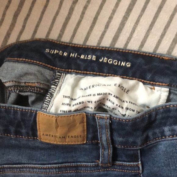 American Eagle skinny Jeans - Picture 2 of 4